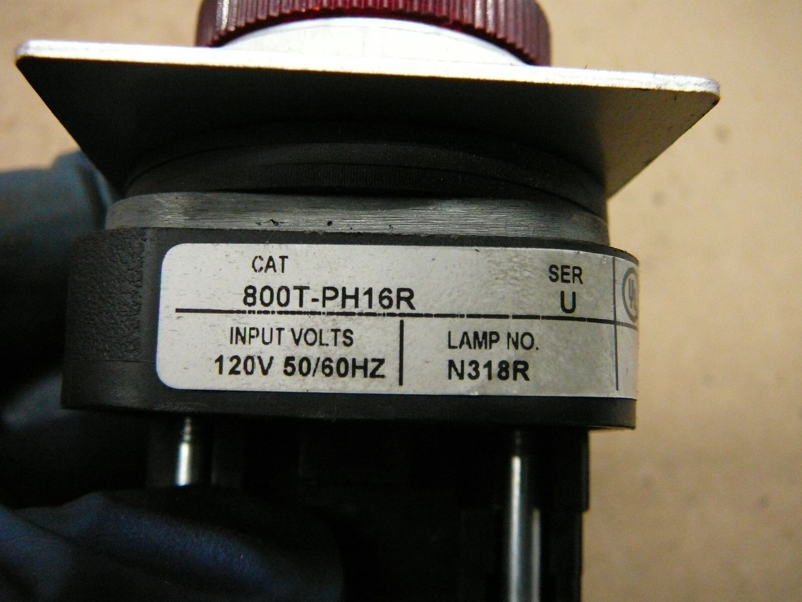 LOT OF 3 ALLEN-BRADLEY RED PILOT LIGHTS 800T-PH16R SER U 120V LAMP NO. N318R
