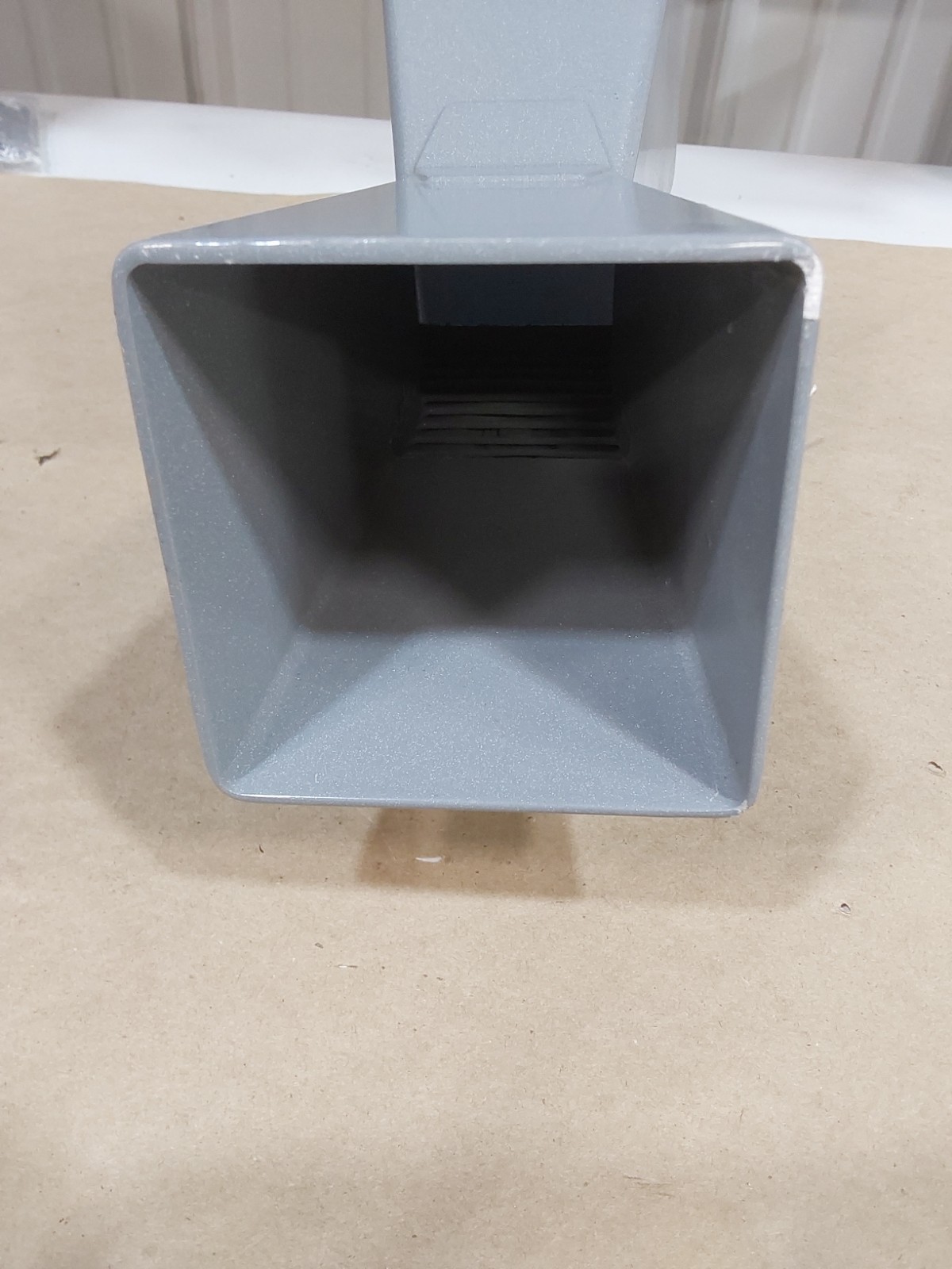 Edwards Signaling 120V 50/60HZ Double Projection Horn, 872DPO-N5
