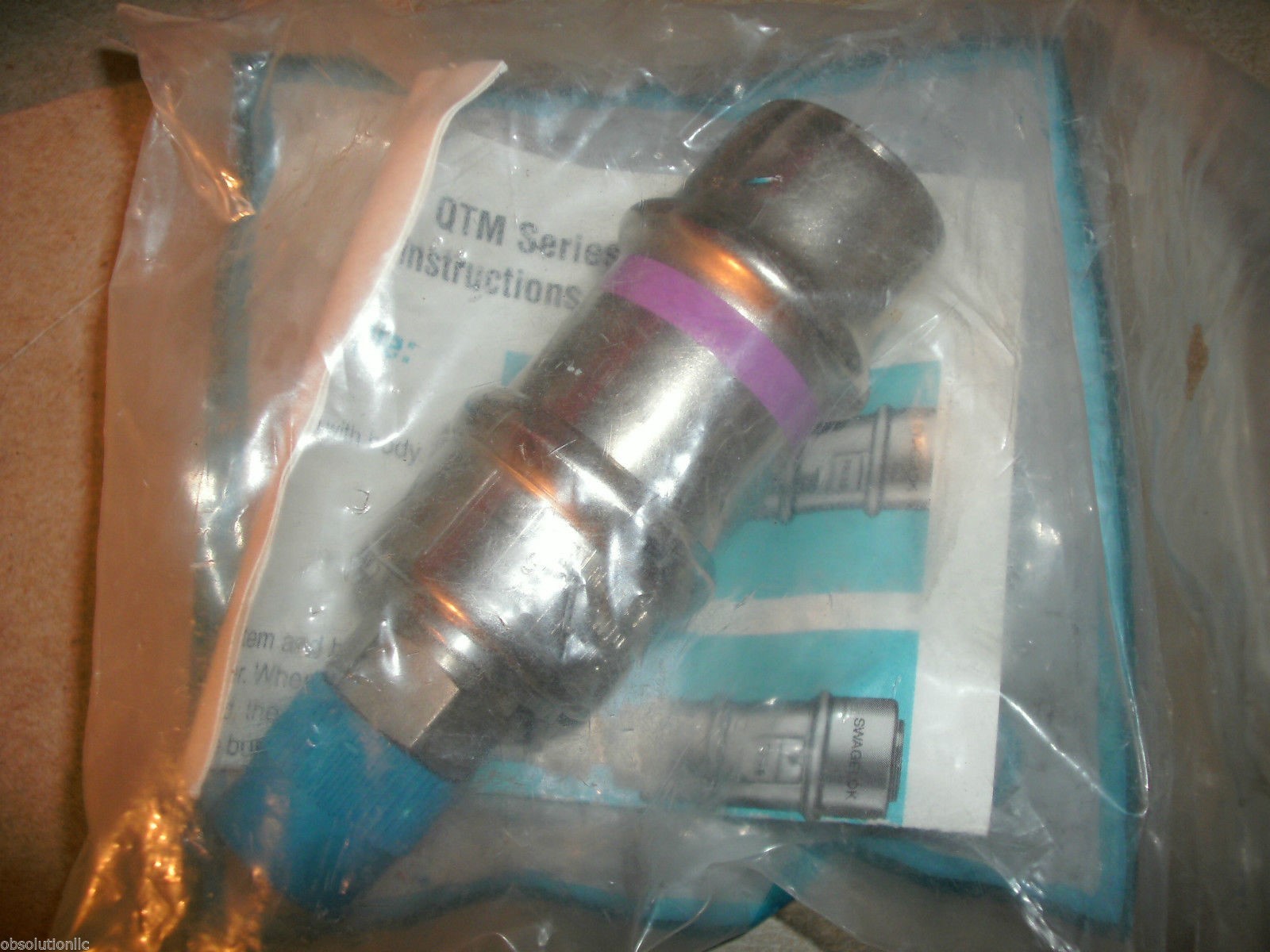 SWAGELOK SS Quick-Connect Body 1/4″ MNPT PURPLE KEY 7 SS-QTM2-B-4PMK7