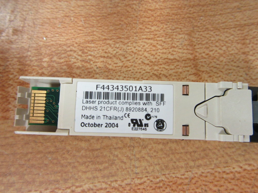 JDS Uniphase 52P6537 SFP Optical Transceiver JSP-21S0AA1 W/Plug