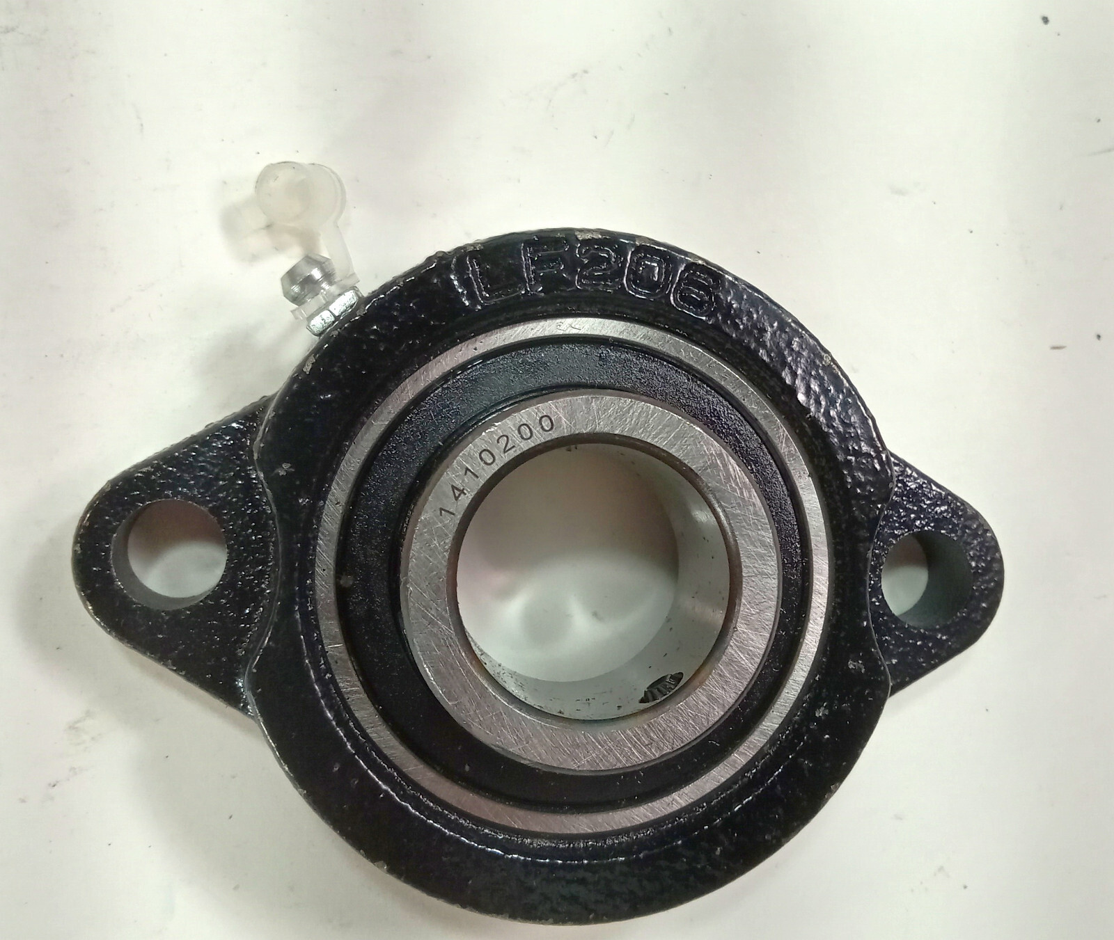 1 NEW UNBRANDED LF206 2 BOLT FLANGE W/ 1410200 1-1/8″ BEARING NNB **MAKE OFFER**