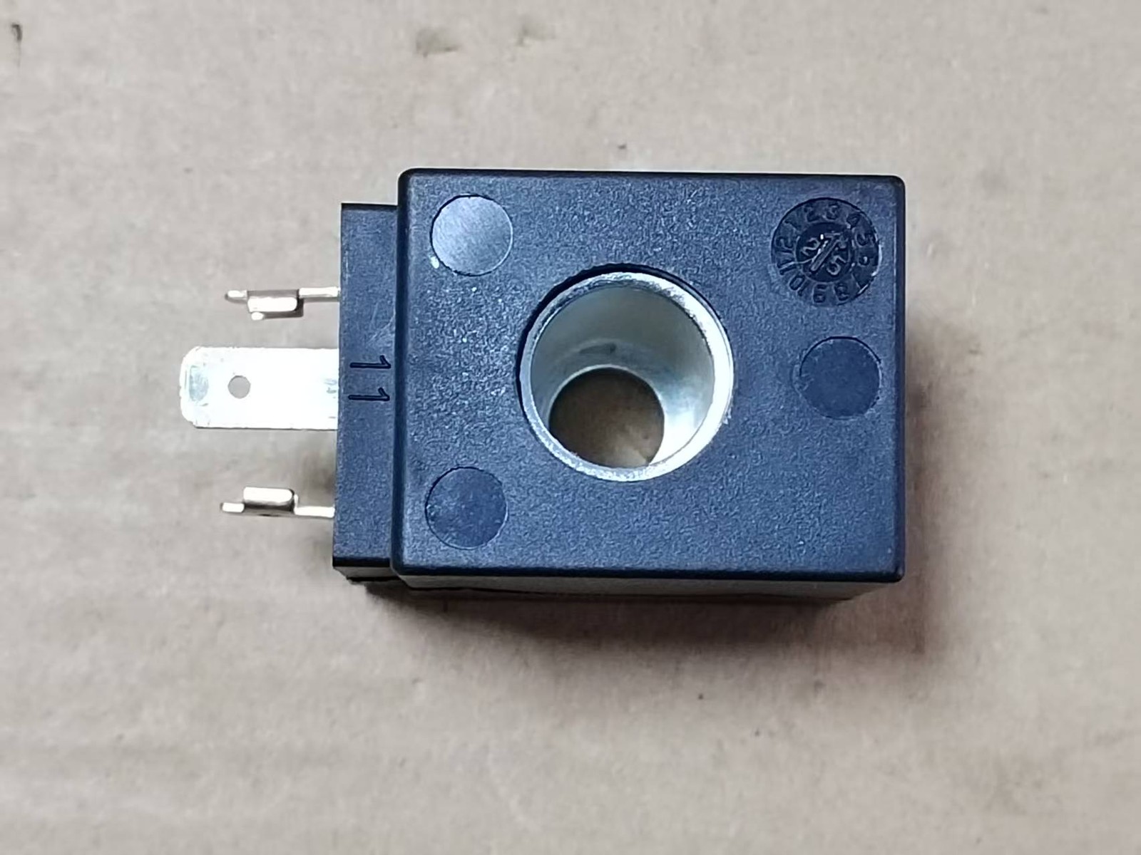 1X BDV08230AY 230V solenoid valve coil Fast Delivery