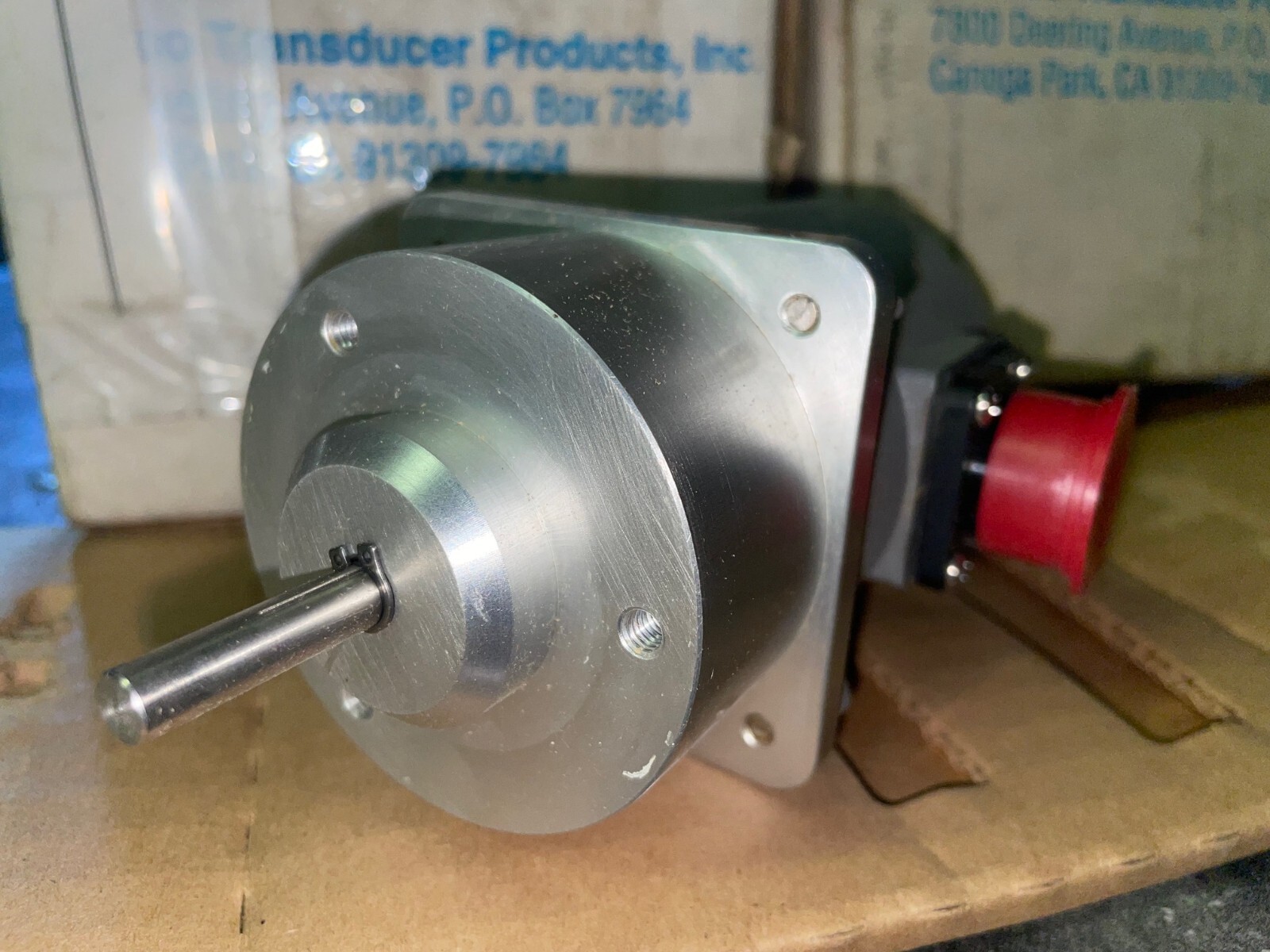 Celesco RT8420-0100-111-1110 Rotational Transducer 4-20 mA Output