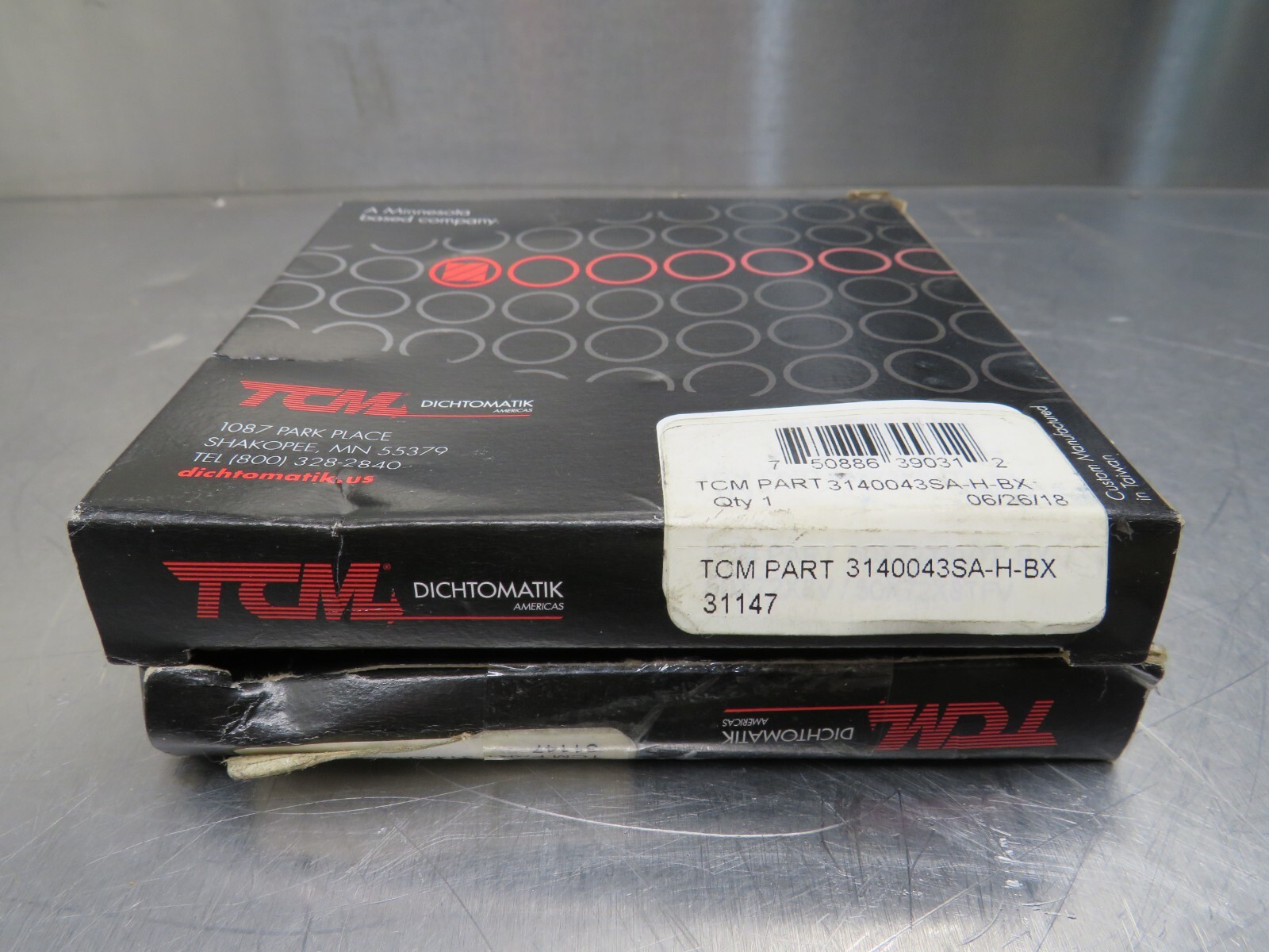 TCM 3140043SA-H-BX Oil Seal Lot of 2!