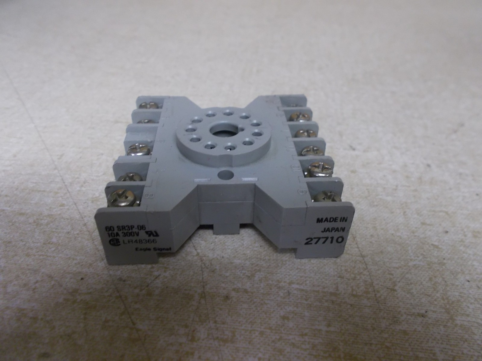NEW Eagle Signal 60 SR3P-06 27710 Relay Socket Base *FREE SHIPPING*