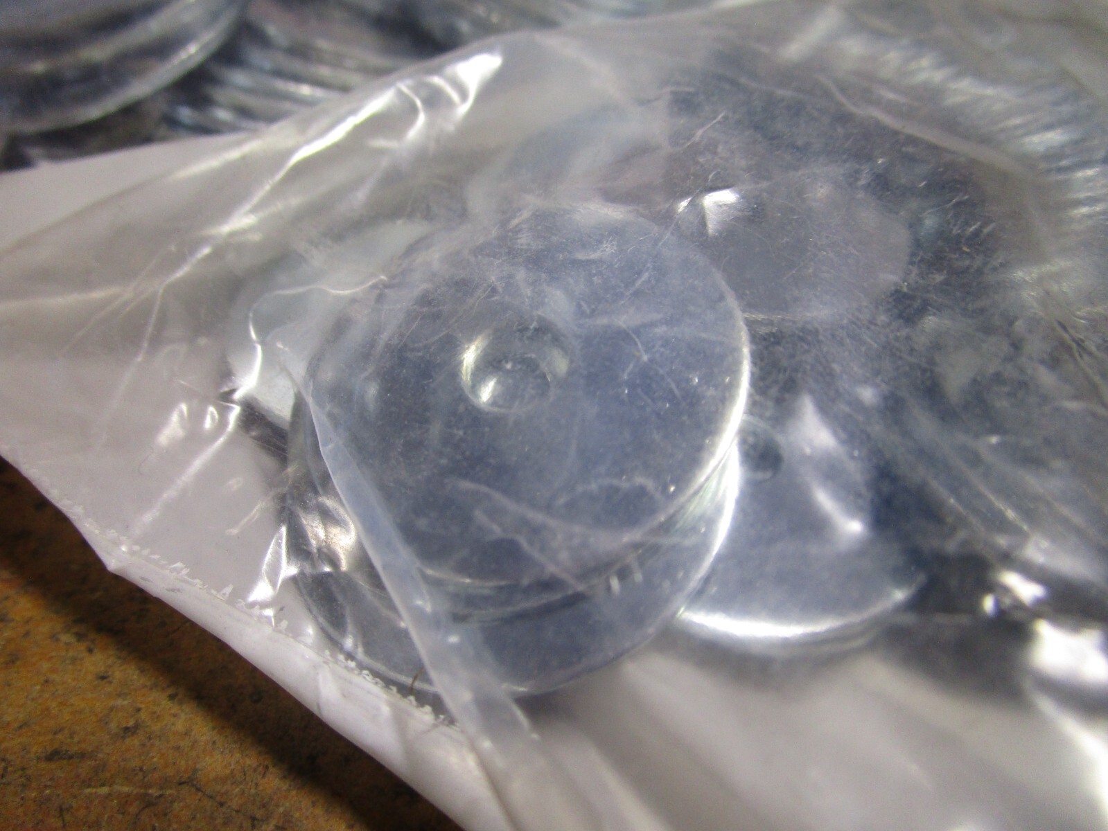 1/4″ x 1.250″ OD Low Carbon Zinc Finish Steel Fender Washer QTY 200