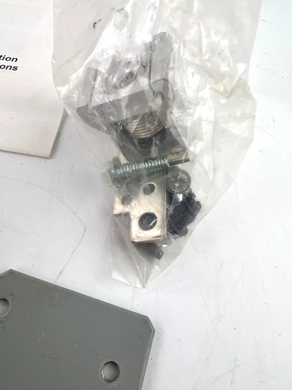 Siemens MBKFD3A Main Mounting Hardware Breaker Kit FXD FD HFD 250A 3P — READ