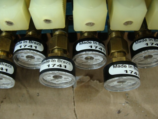 BANK OF 16 MAC SOLENOID VALVES 45A-MAJ-DDAJ-1KJ W/PNEUMADYNE GAUGES