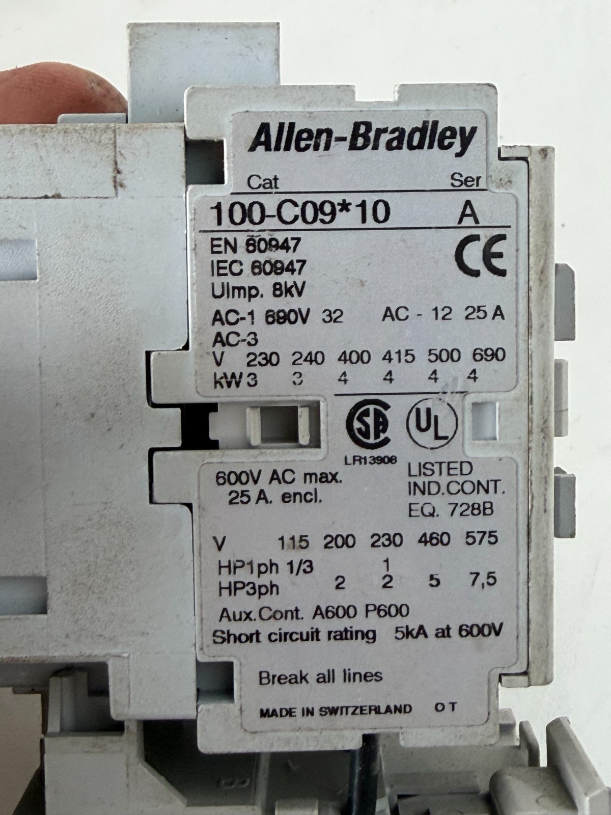 ALLEN BRADLEY 100-C09*10 /A CONTACTOR 600VAC 25A 193-EA1EB /A OVERLOAD RELAY (34
