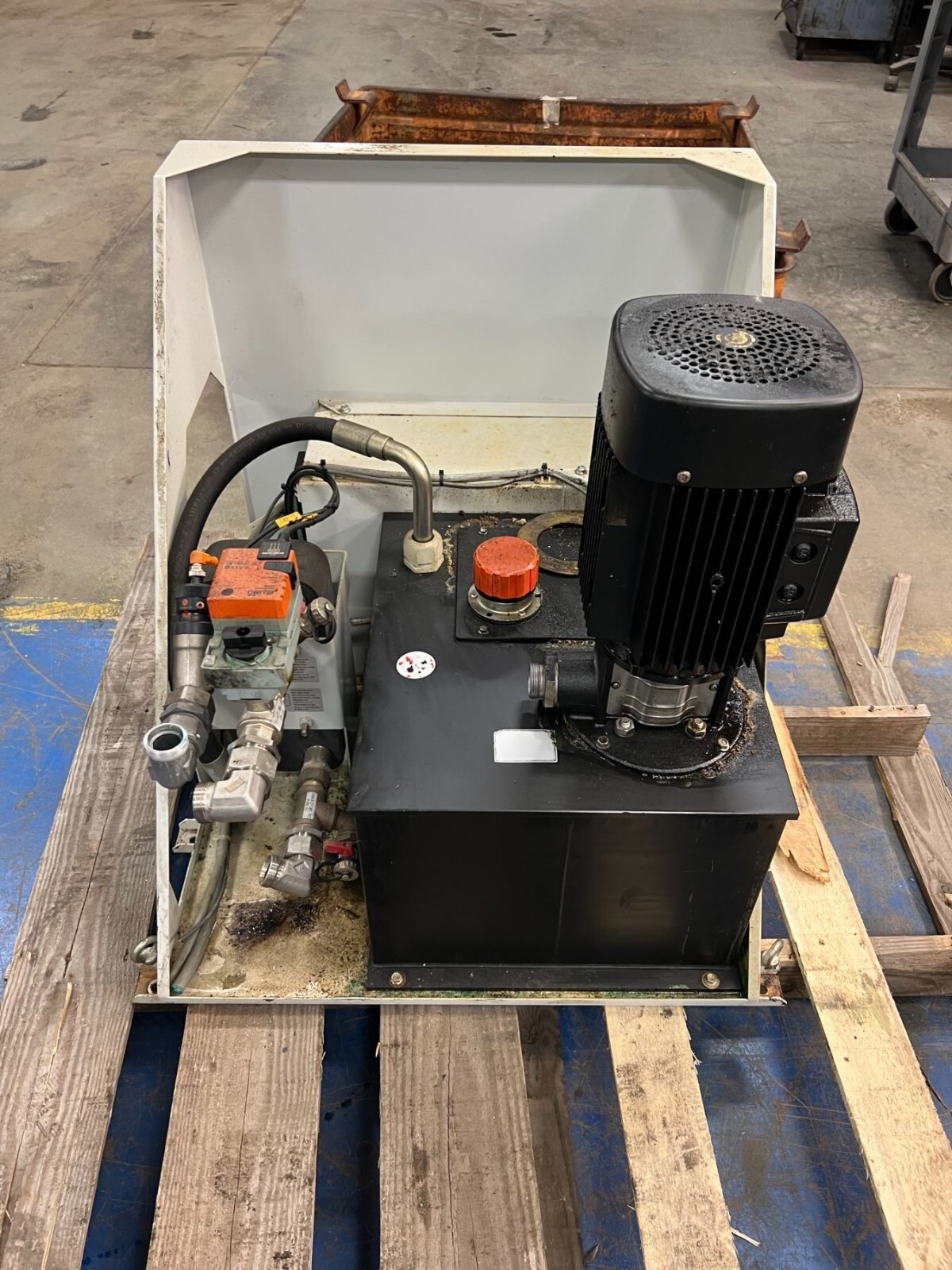 Ritter & Bader #WWT16-09-16-5-UL Water Chiller w/Grundfos #MTR3-6/6 B-W-A-HUUV P