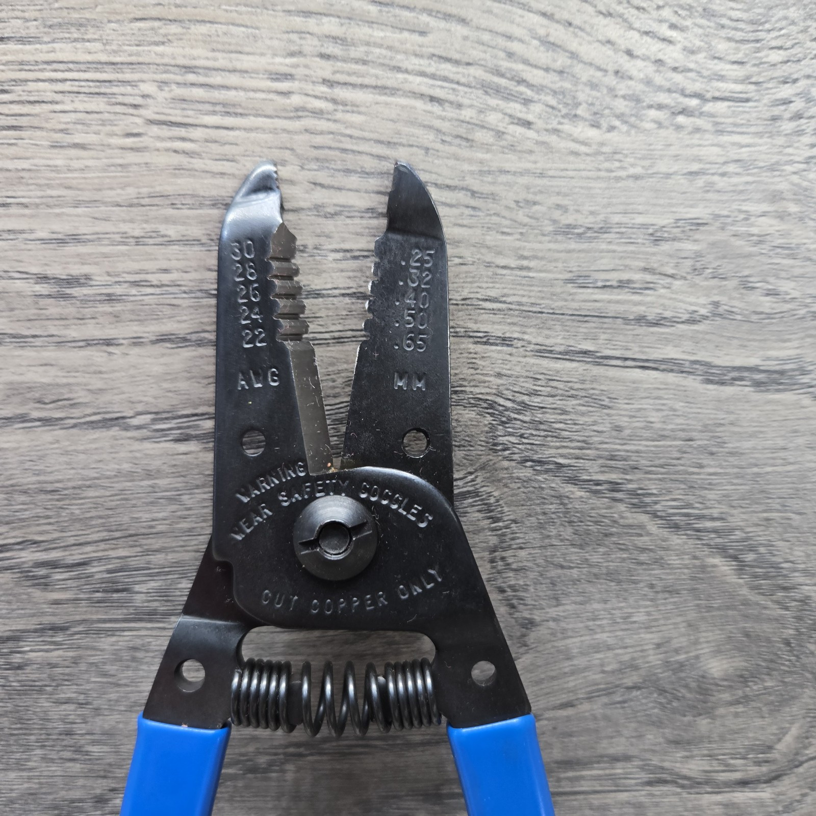 Imperial IE-180 Wire Stripper USA Made 30 AWG to 22 AWG Max Capacity Steel