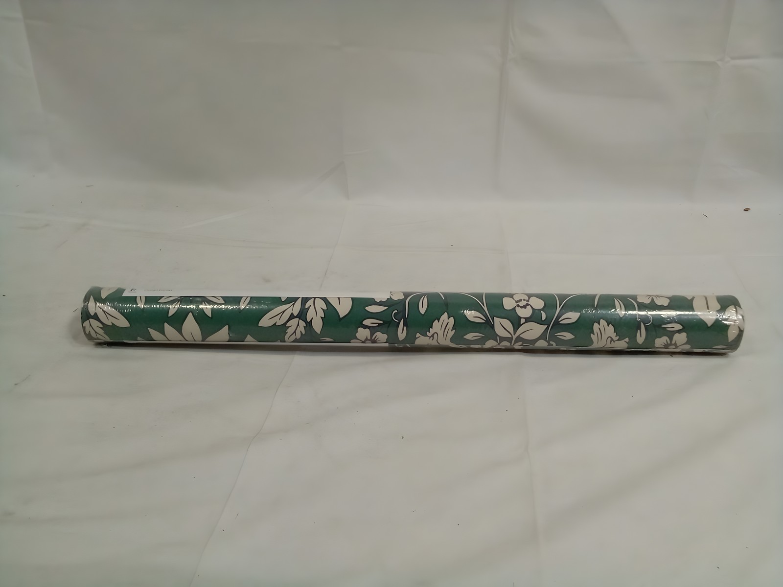 NuWallpaper NUS4480 Emerald Enchanted Peel Stick 20.5in x 18ft