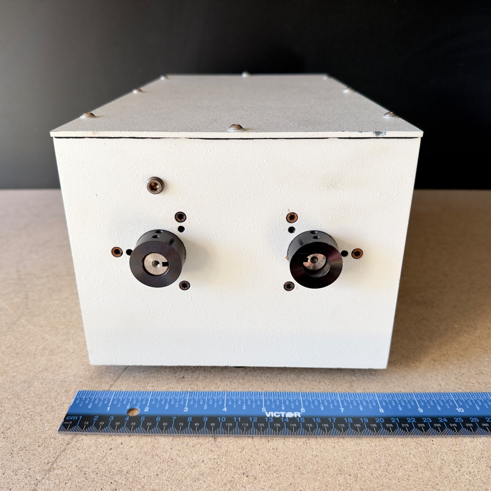 EG&G Princeton Applied Research Model 1235 Digital Triple Grating Spectrograph