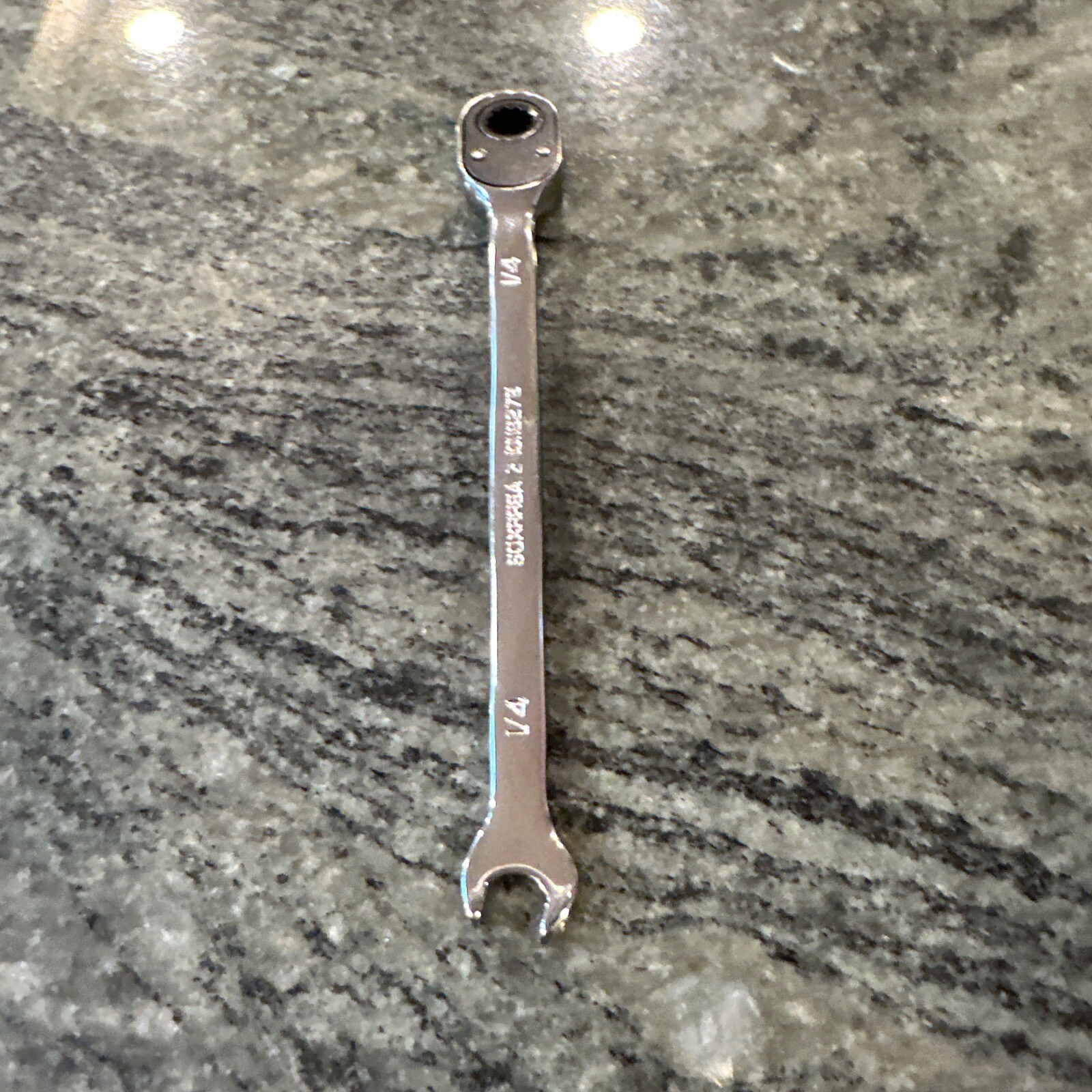 Snap On soxrr8a 1/4 ratcheting reversible flank drive plus wrench