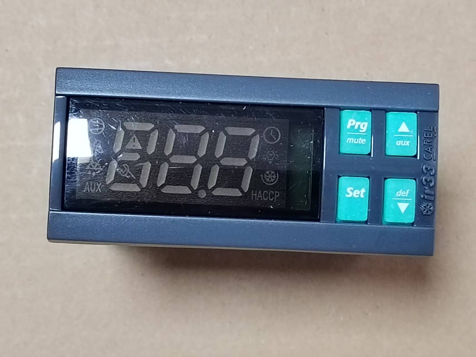 1PCS NEW FOR Carel IR33F0AHA0 Thermostat 115V IR33FOAHAO