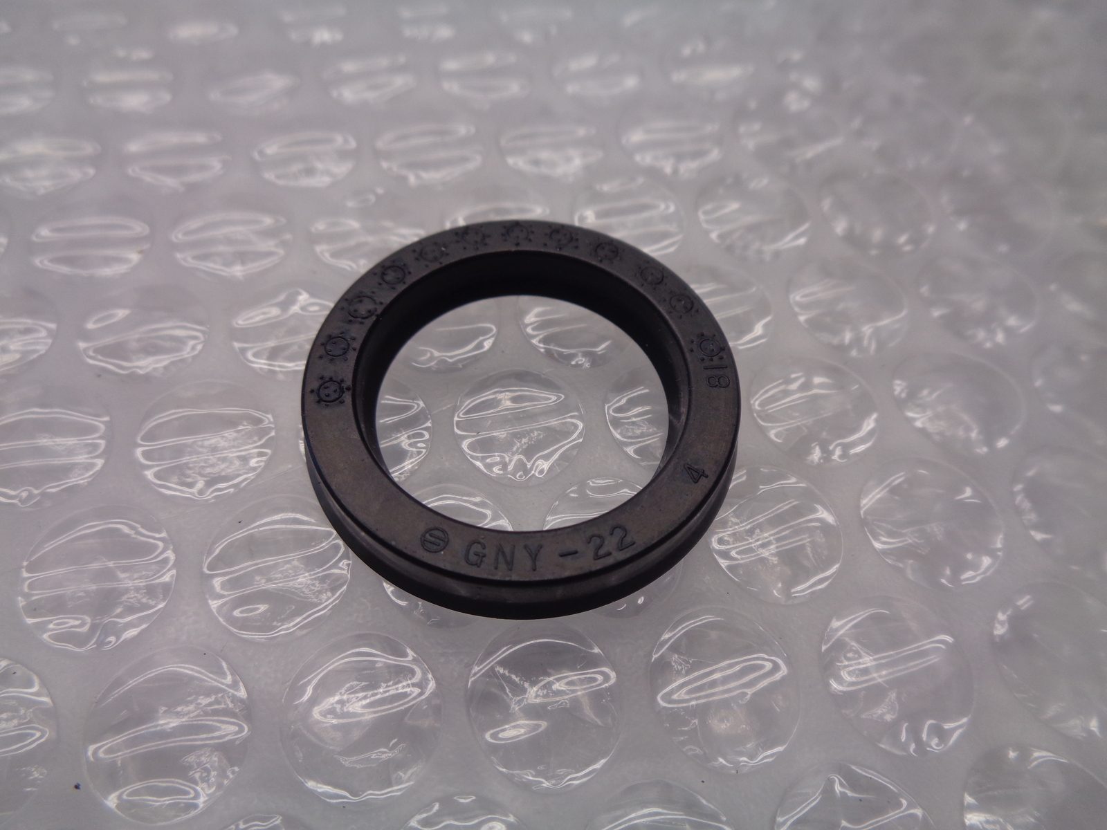 INDUSTRIAL SPARE GNY-22 75138597 SEAL LOT OF 14 NSNP