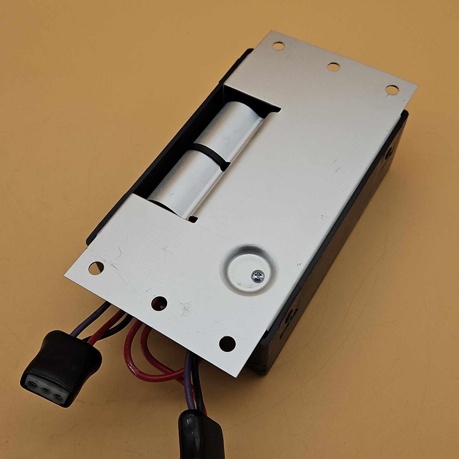 Specialty Manufacturing Strobe Power Pack Model 205 12v 2amp