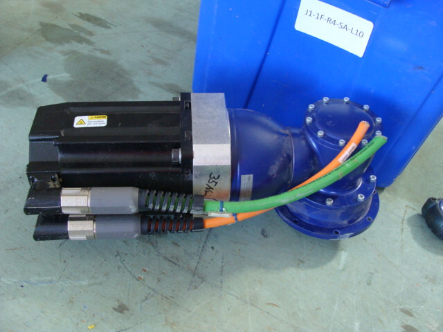 ALLEN BRADLEY KINETIX AC SERVO MOTOR MPL-B4530K-SK72AA PN-12284 460V 3PH 4000RPM