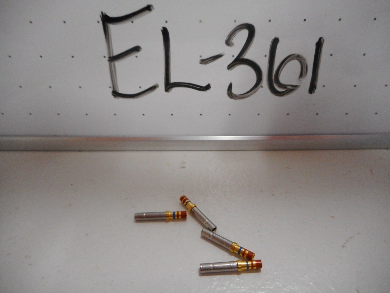 NOS LOT OF 25 MIL-SPEC 16 GA SOCKET CONTACTS M39029/5-116