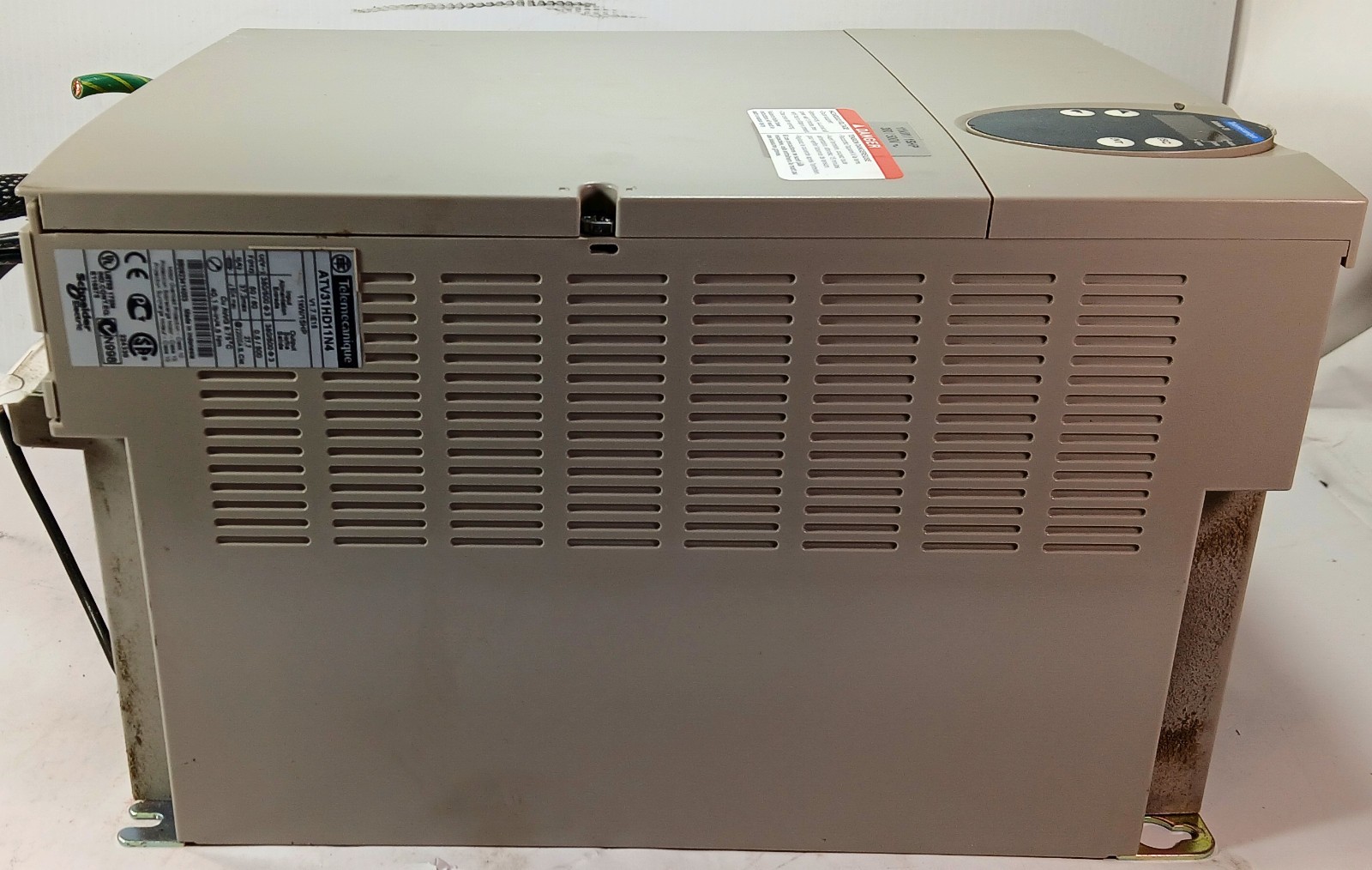 1 USED TELEMECANIQUE ATV31HD1N4 15HP VARIABLE FREQUENCY DRIVE ***MAKE OFFER***