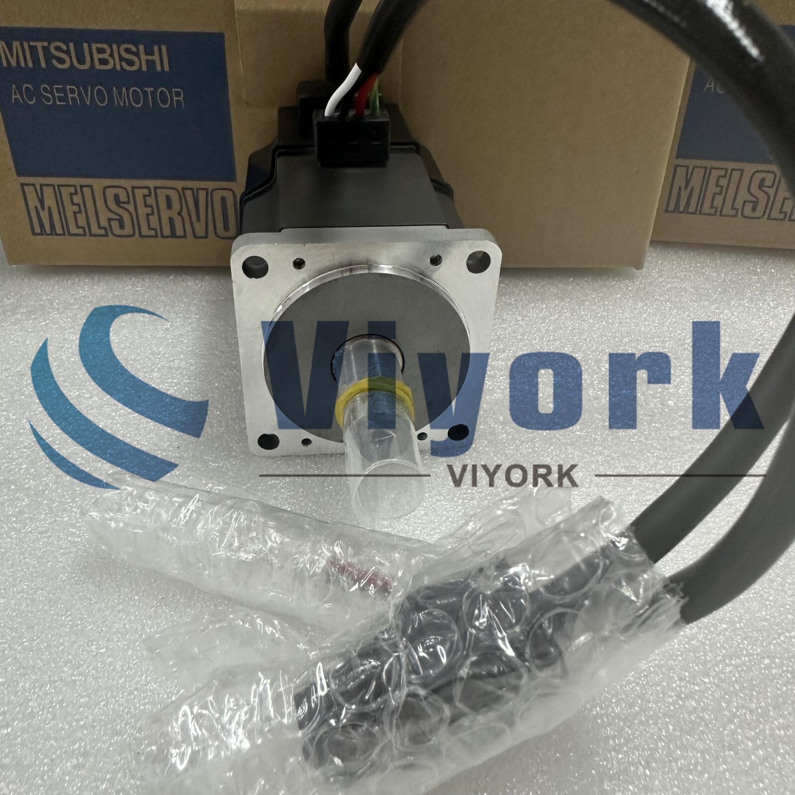 Mitsubishi HC-KFS23K-S49 AC SERVO MOTOR NEW