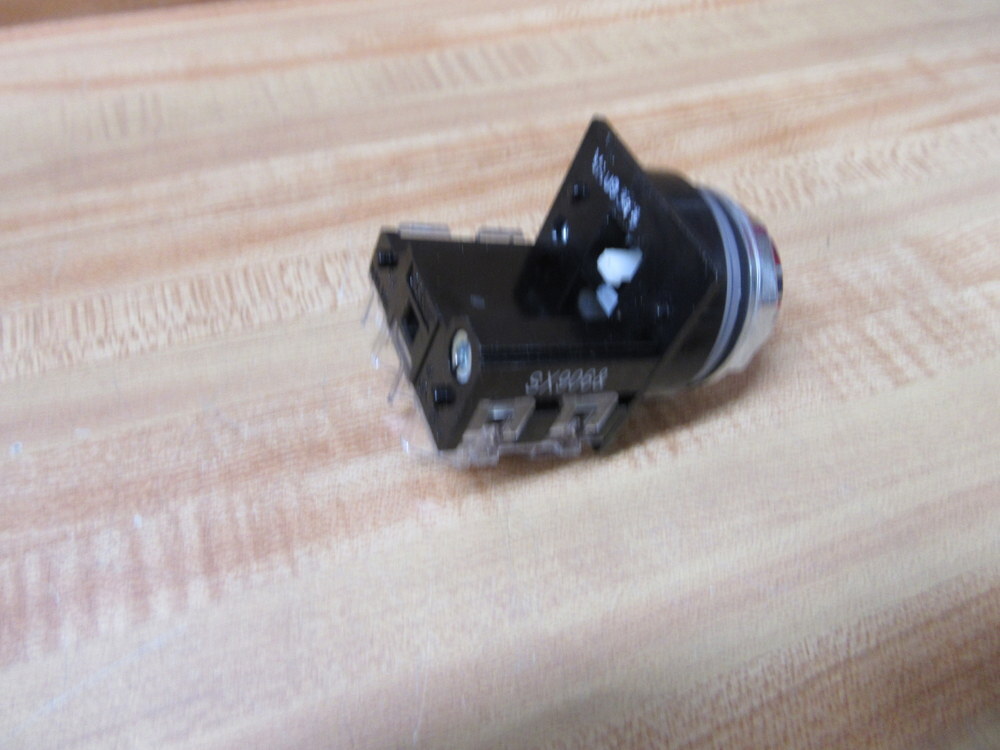 General Electric CR104PBG91R1 Red Pushbutton GE