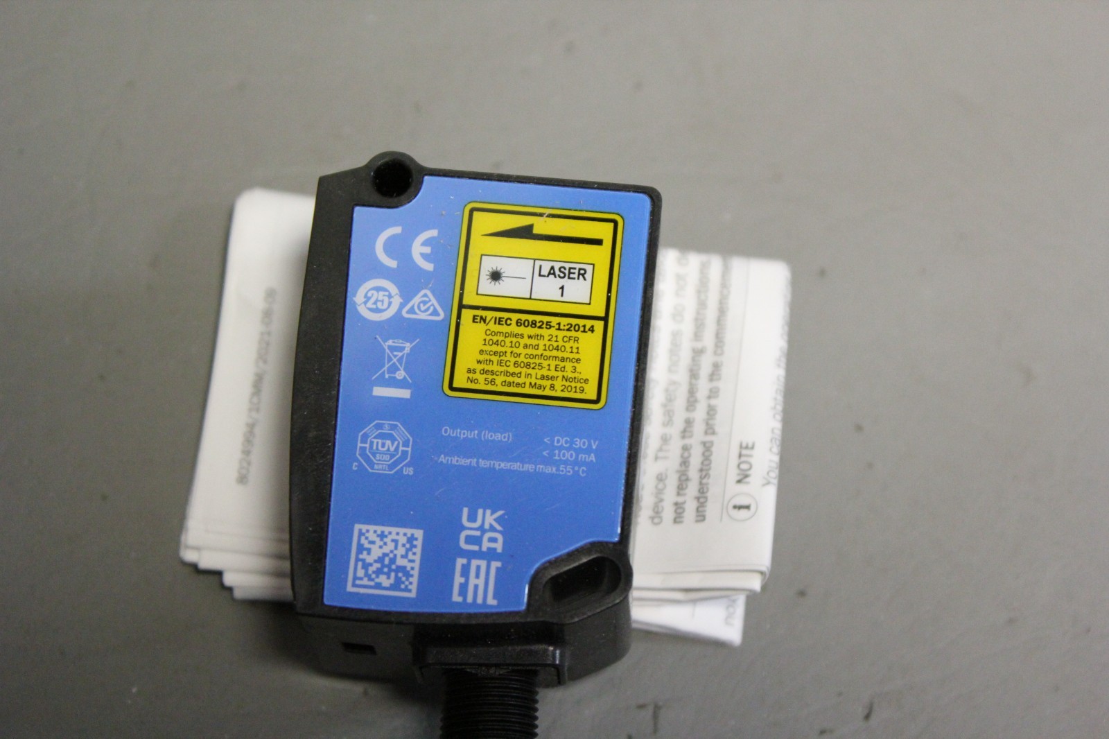 NEW SICK LASER DISTANCE SENSOR DT35-B15551