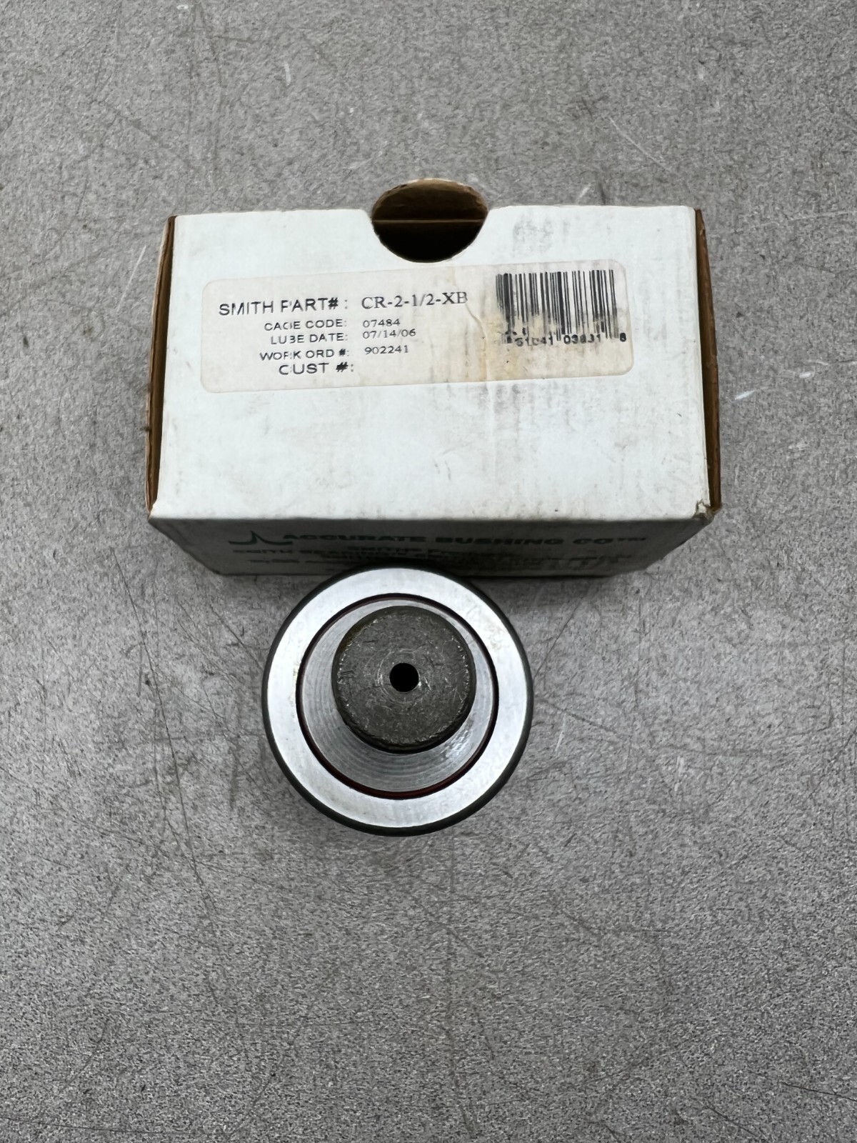 NEW IN BOX SMITH CAM FOLLOWER CR-2-1/2-XB