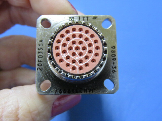 ITT D38999/20FD35SA Qty of 1 per Lot 37 Position Circular Connector Receptacle,
