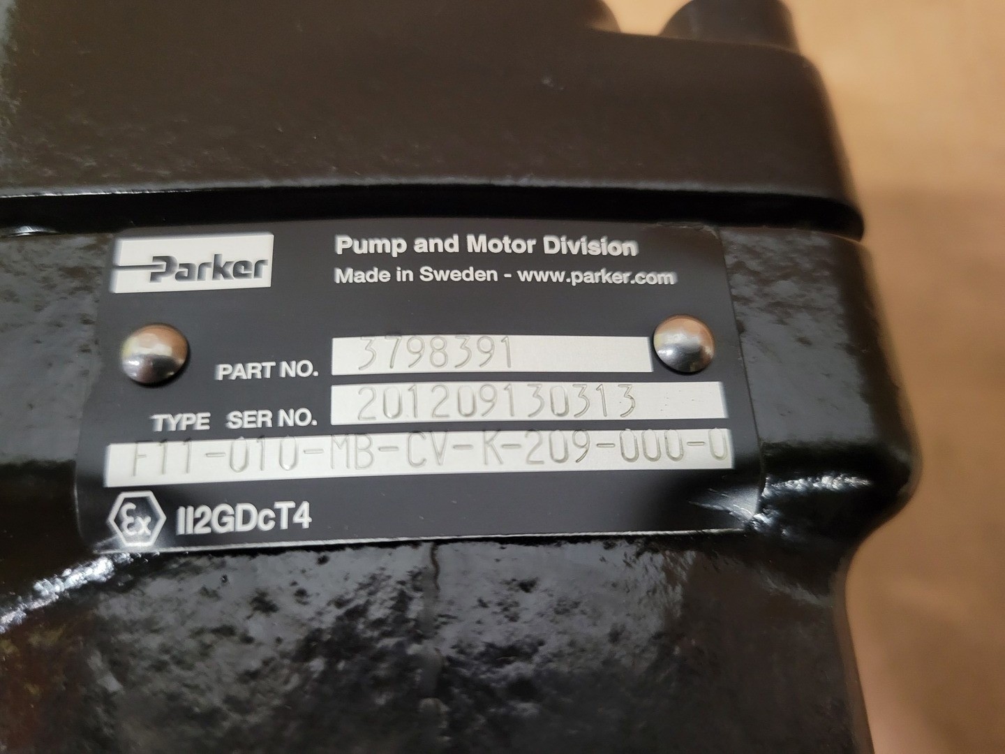 SURPLUS NEW 2012 EPIROC 3177308500 Dust Collector Hydraulic Motor – Parts