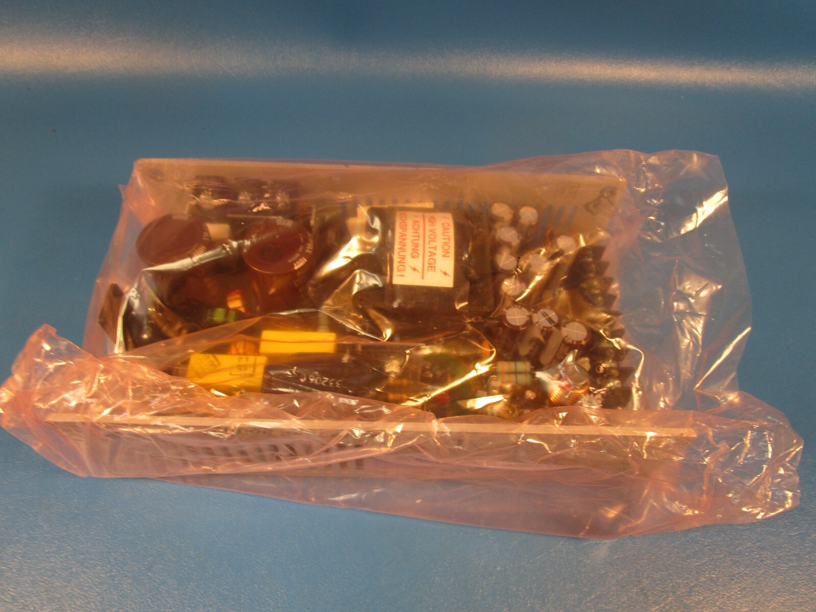 Condor GPC225-12, 12V DC, Power Supply, Input 100-240V ~ 5.5A, 47-63Hz