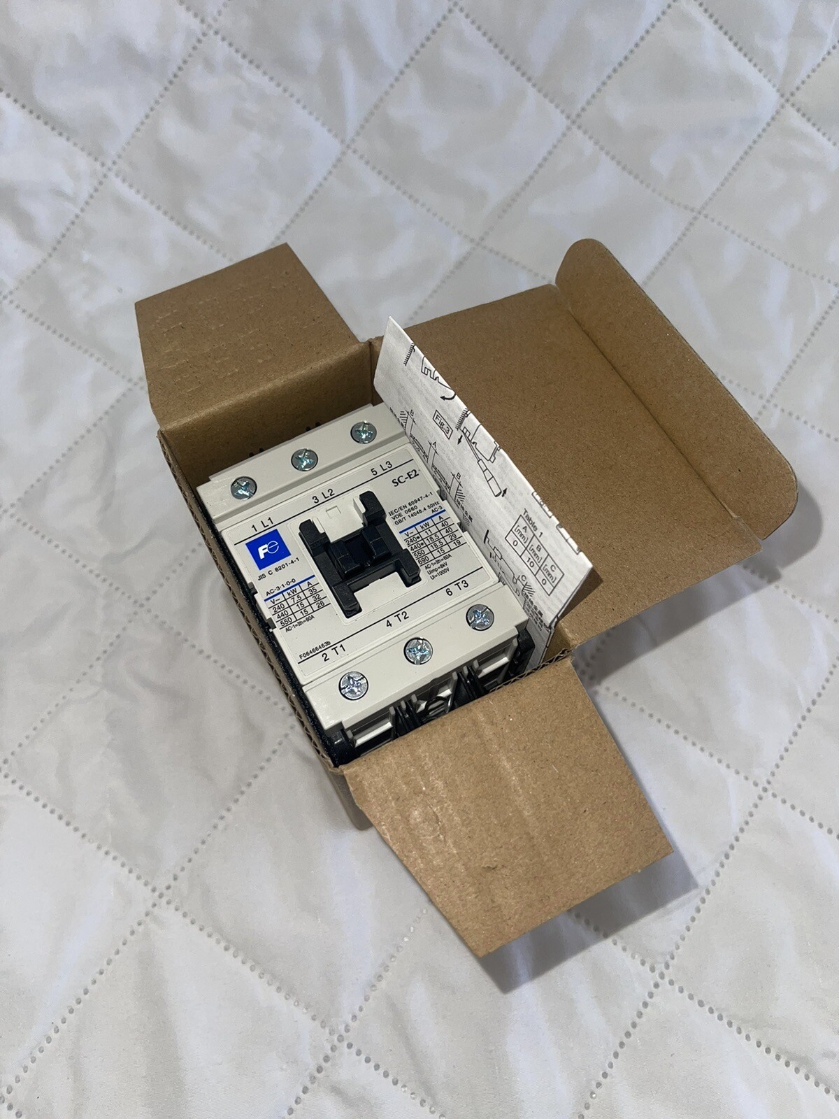 FUJI ELECTRIC SC-E2 AC120 Coil 50/60hz SC-E2 Contactor SCE2 AC110VZADC-CF