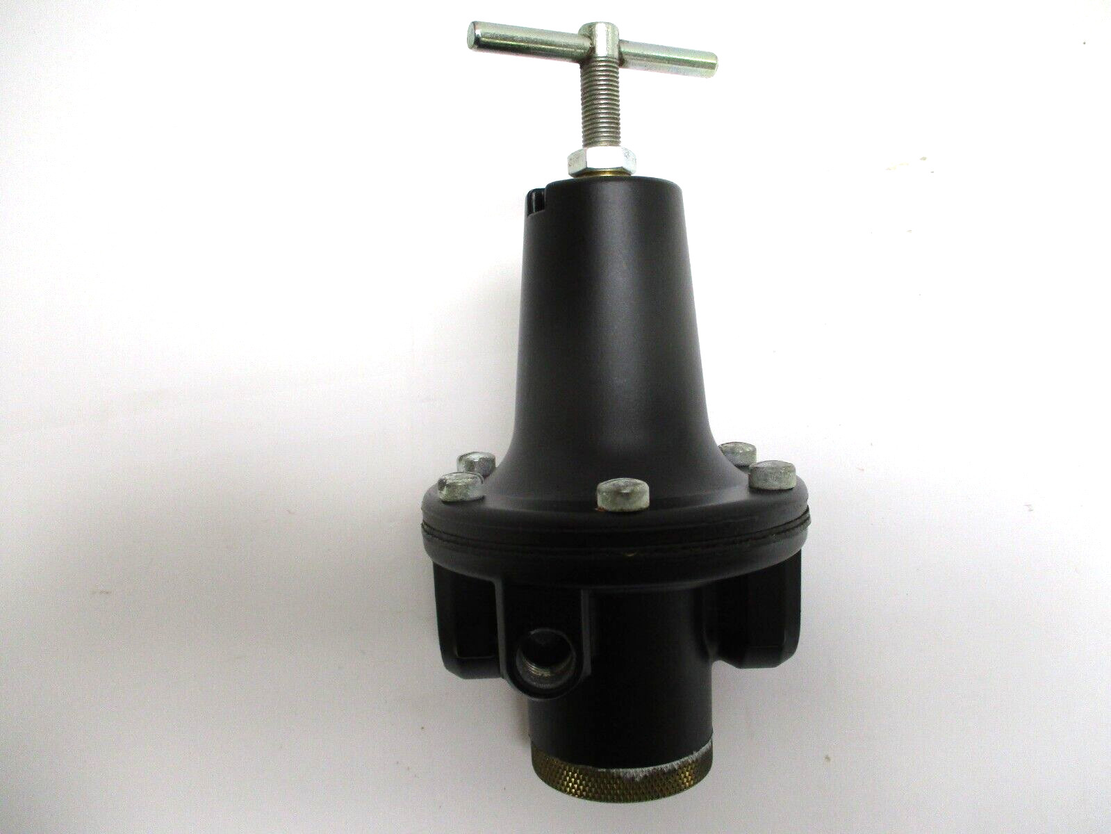 PARKER WATTS , PNEUMATIC REGULATOR , R119-04A , 300 PSI , 1/2″ x 1/4″ FNPT