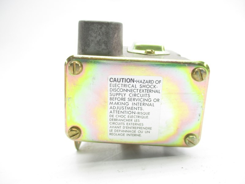 BARKSDALE D1T-H18 600V .4-18PSI NSMP