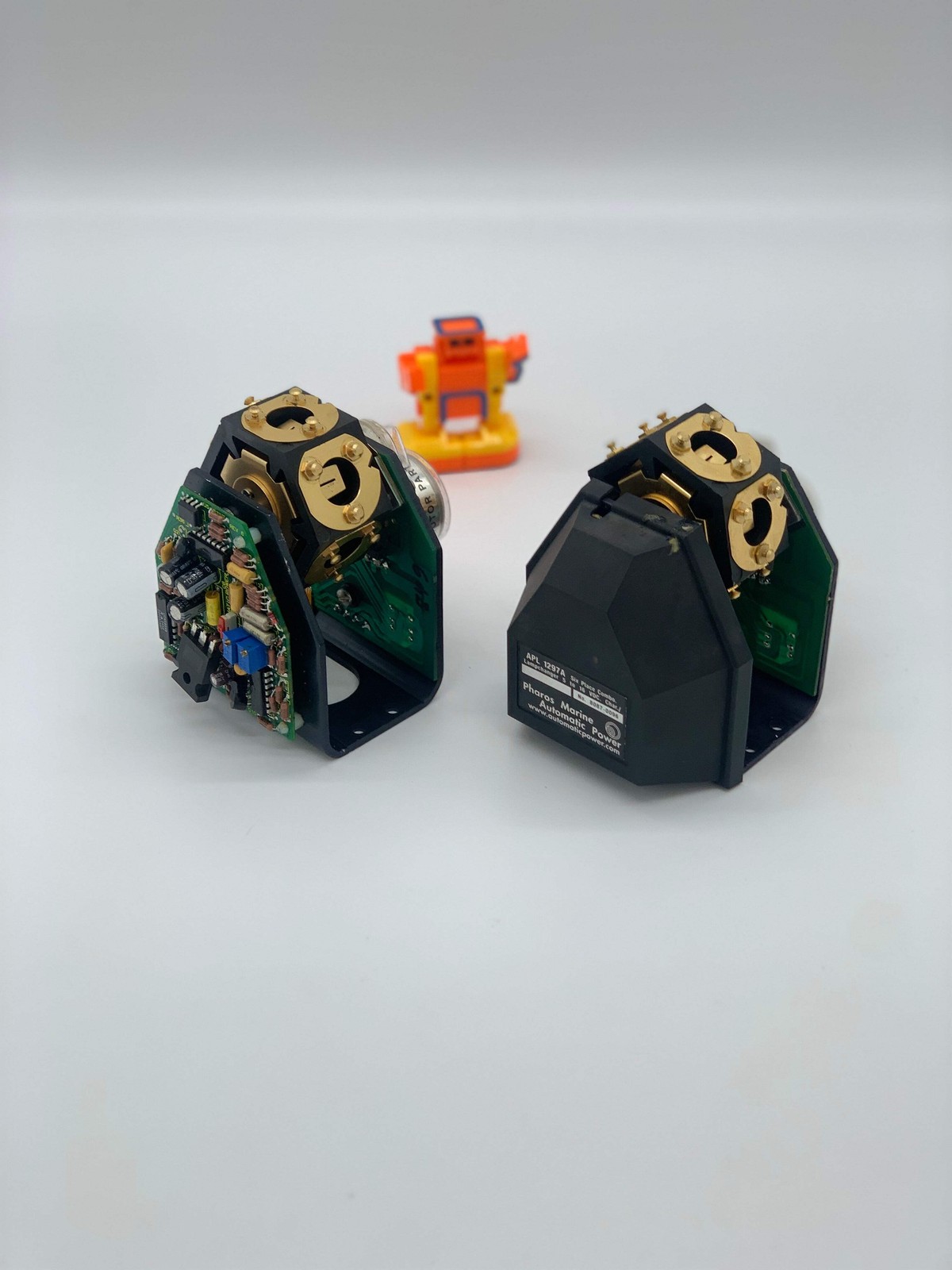 Pharos Marine Automatic Power APL 8087-0096 1297A Six Place Combo Lampchanger *L