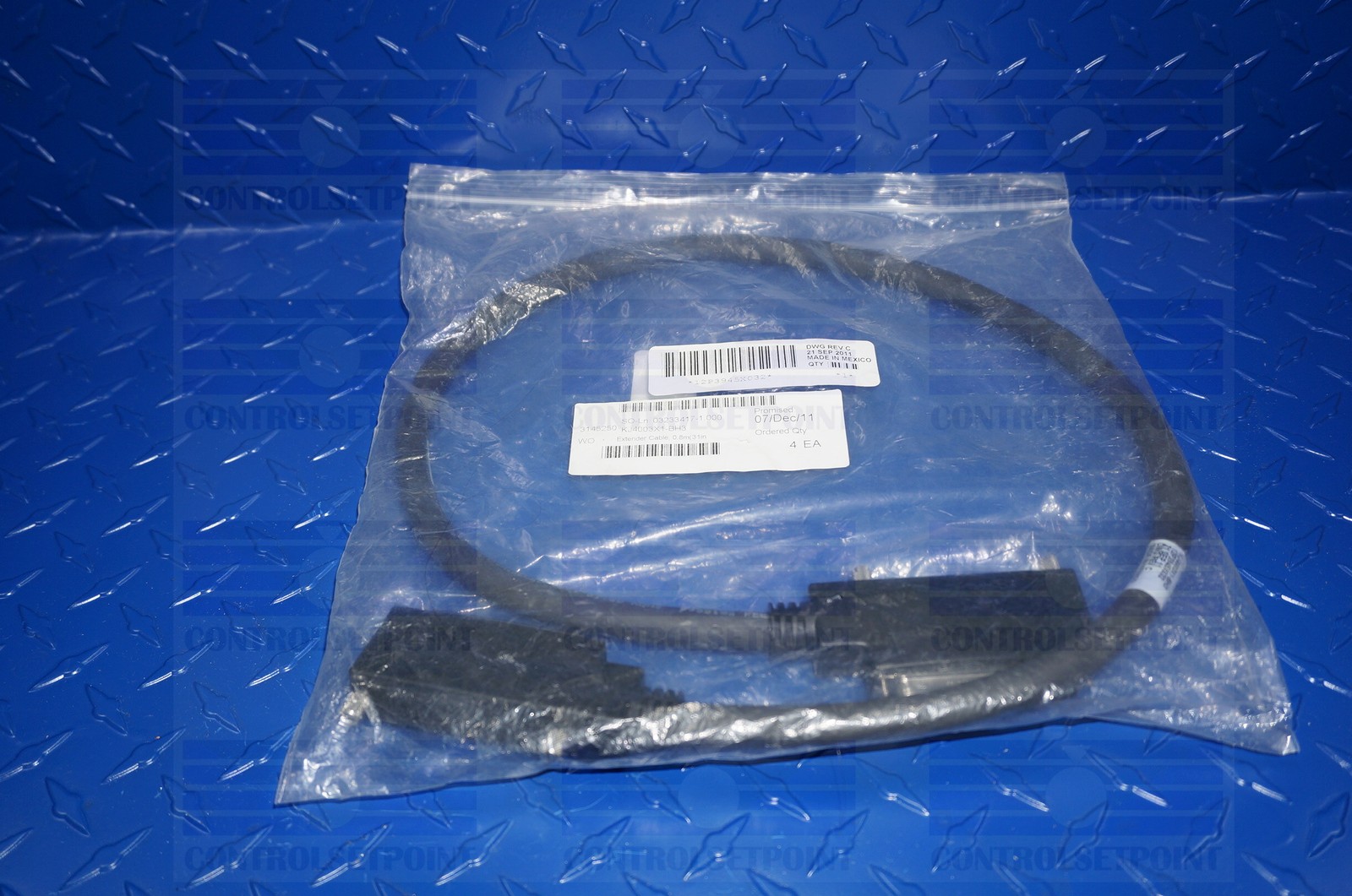 EMERSON DELTAV KJ4003X1-BH3 VERTICAL EXTENDER CABLE 0.8m 34″ KJ4003X1BH3
