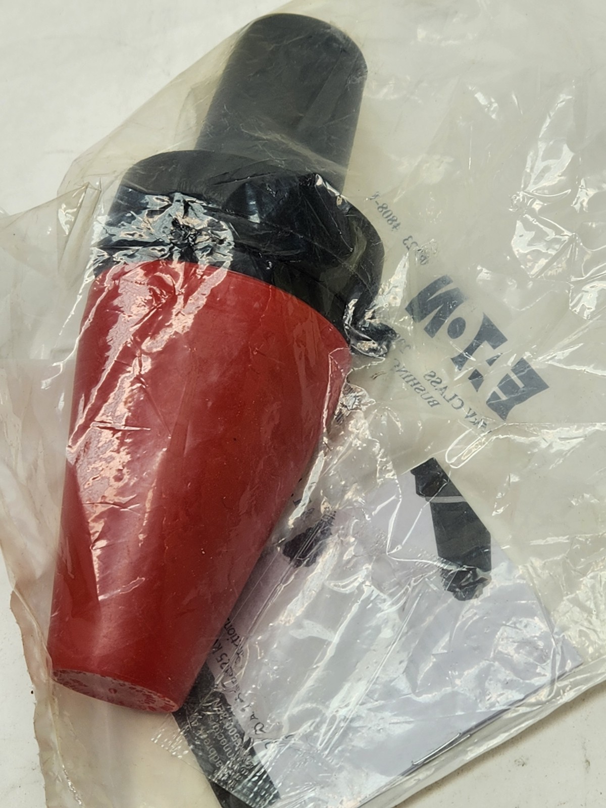 NEW IN PACK – Eaton # LBI215 Bushing Well Loadbreak Insert 8.3/14.4kV 200A