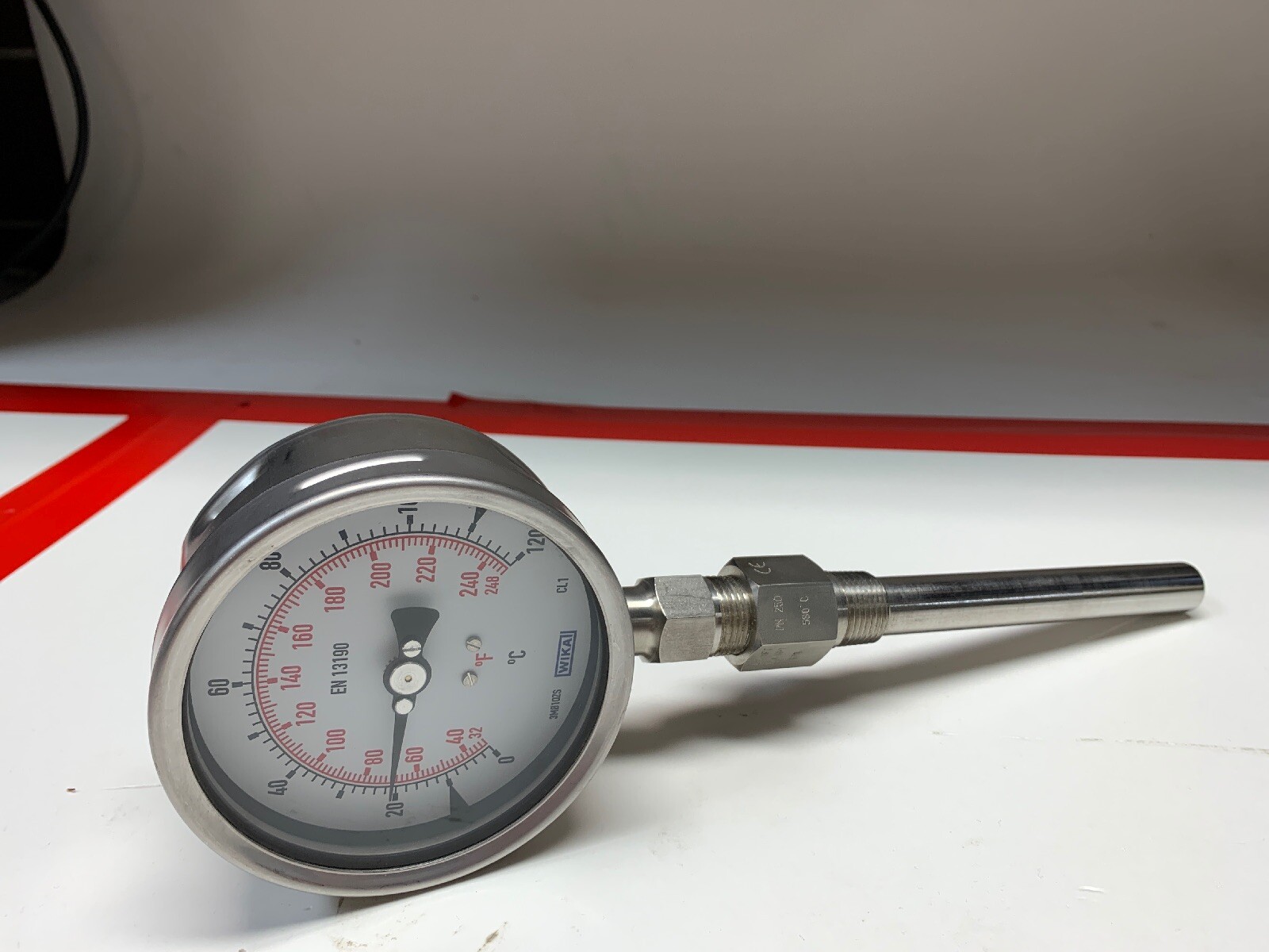 WIKA EN 13190 Gas Actuated Thermometer 0-120C *Warranty~Fast Shipping*