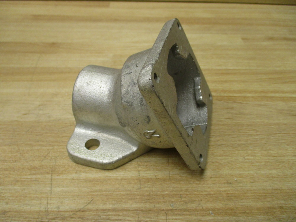 Pyle National JRCBB-33046 Receptacle JRCBB33046 Base Only