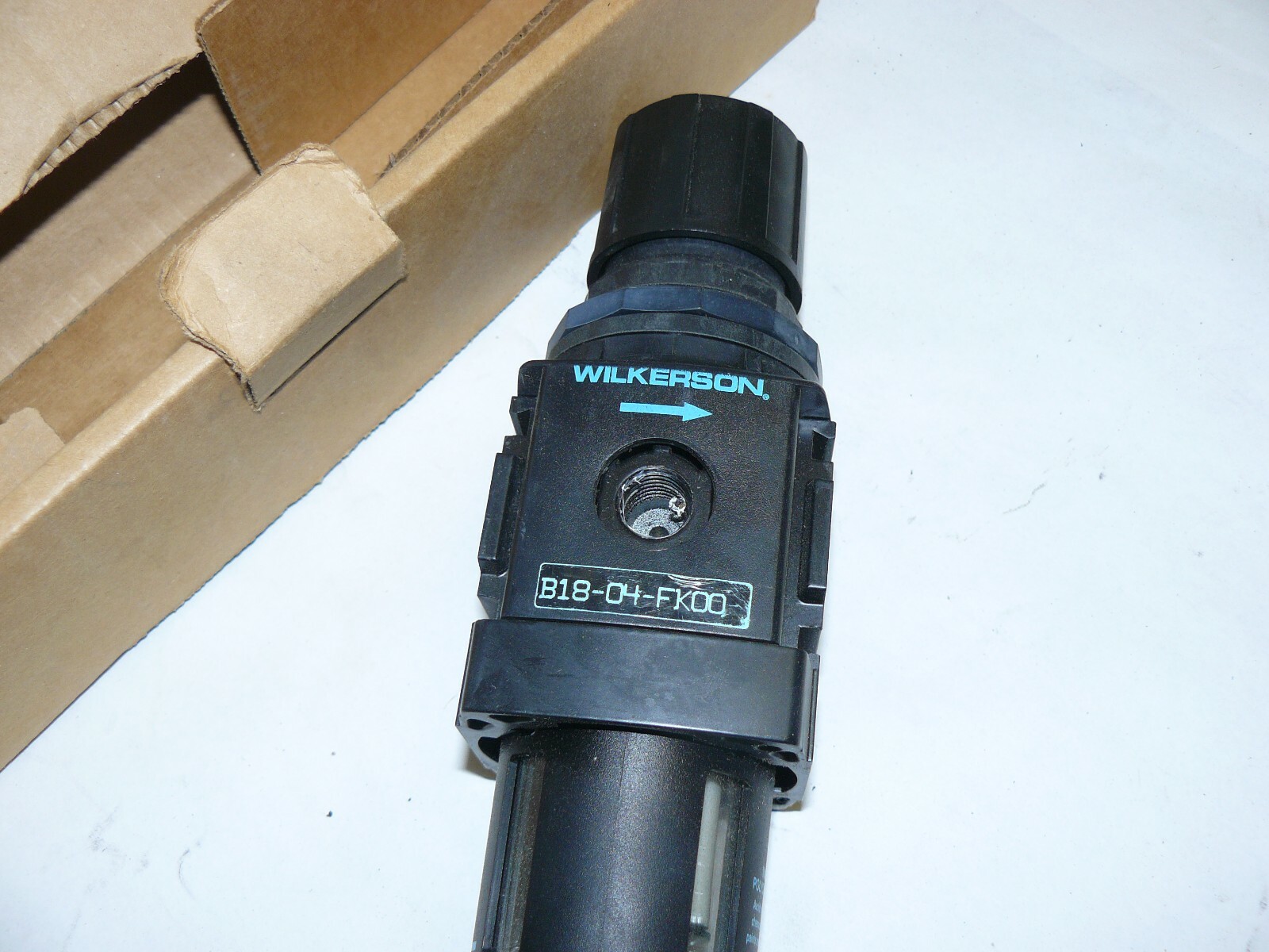 WILKERSON B18-04-FK00 FILTER REGULATOR CONSOLIDATION 0-125PSIG (0-8.6BAR) 1/2″