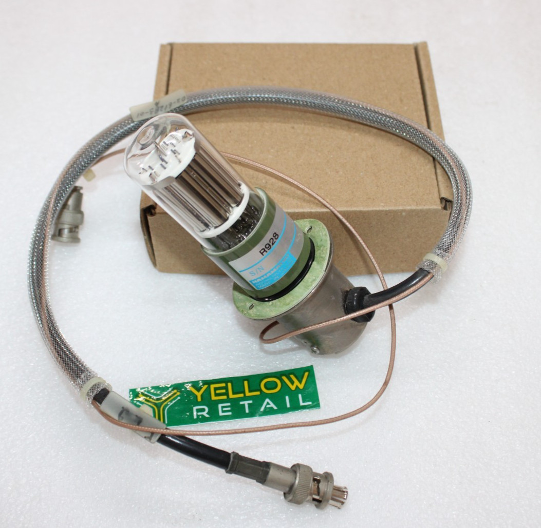 HAMAMATSU R928 PHOTOMULTIPLIER TUBE