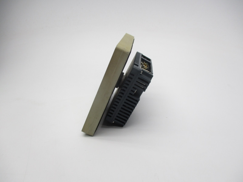 PROFACE PFXGM4301TAD 24VDC NSNP