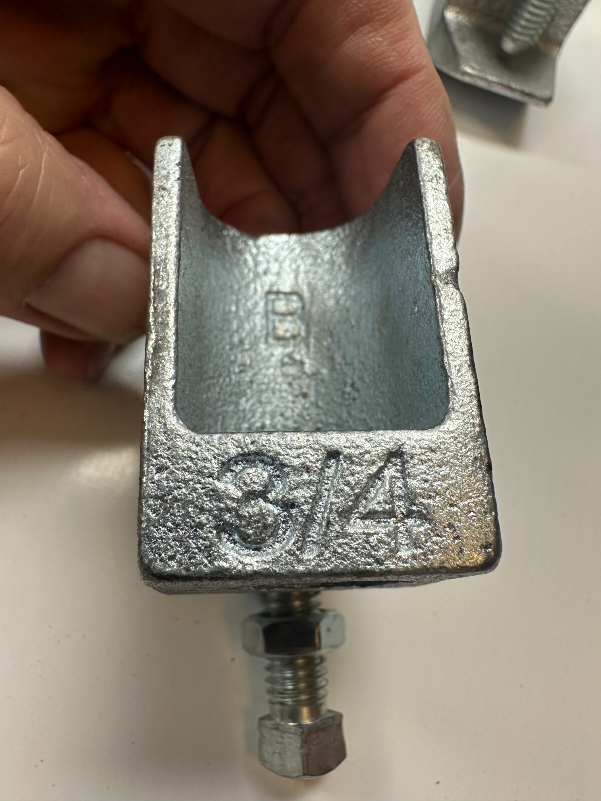 3/4″ CHN E62 3/4-10 Beam Clamps Electro Galvanized 7/8″ Opening (Lot of 12) NEW