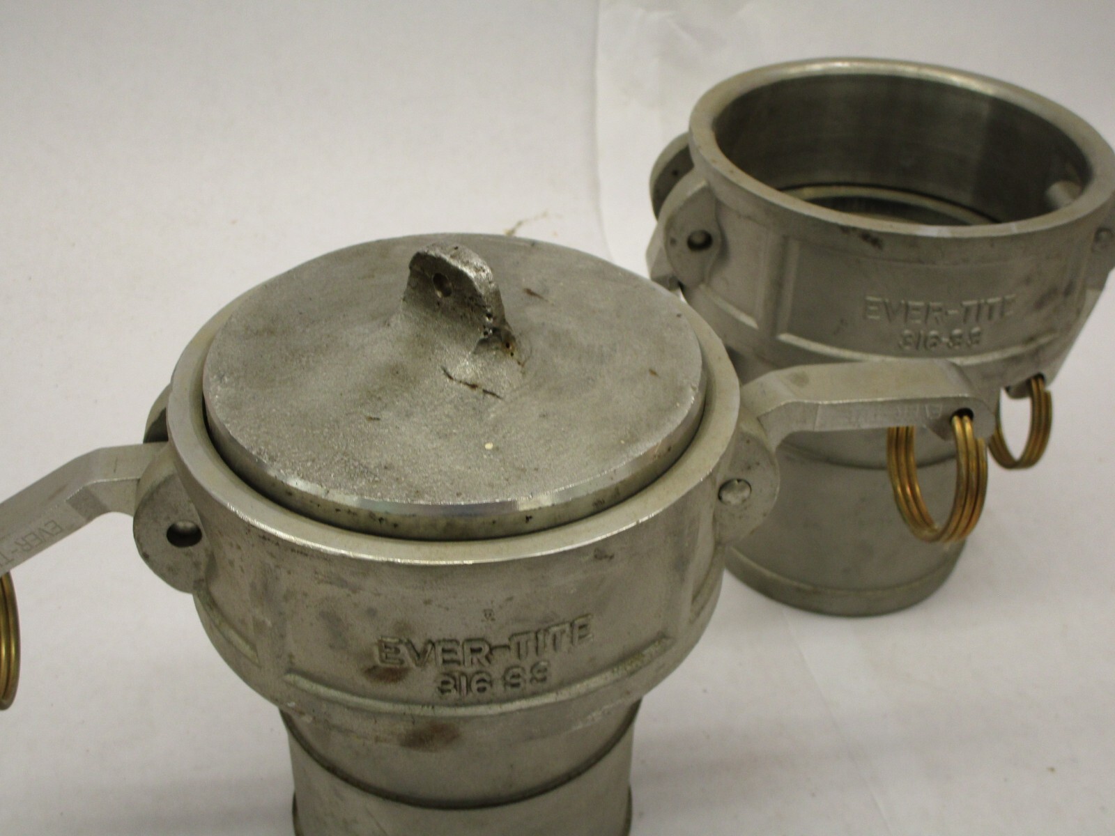 2 Ever-Tite 316-SS 4″ Hose Coupling & 1 cap – UNUSED