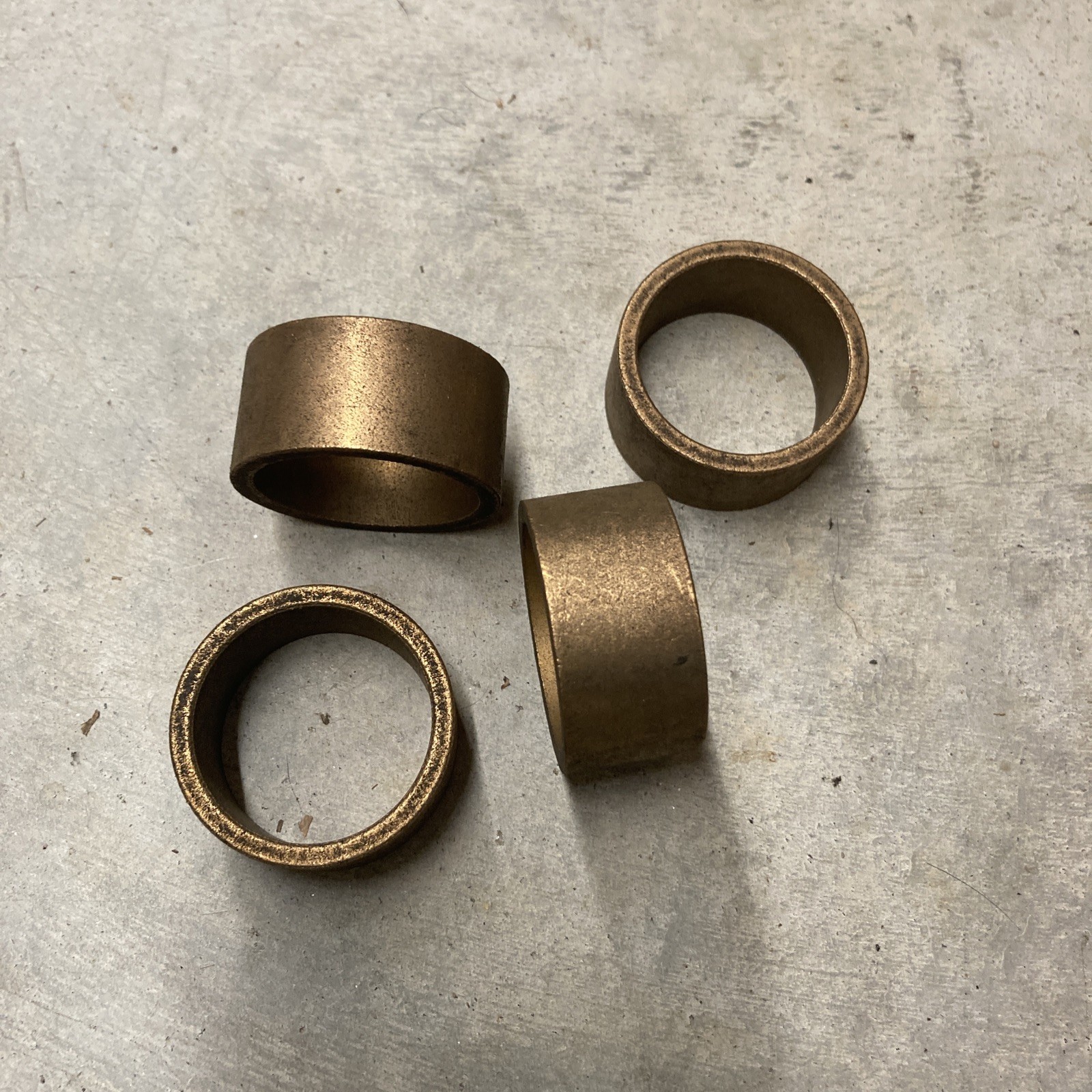 4! AA-1512-14 Oil Impregnated Bronze Sleeve 1-1/4 ID x 1-1/2 OD x 3/4 OAL Oilite