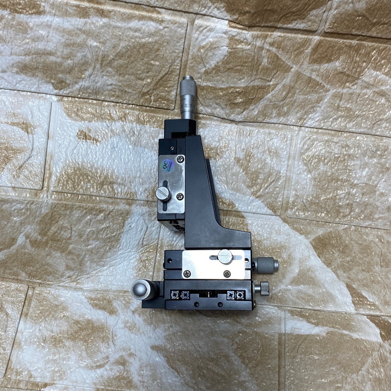 SURUGA SEIKI B11-60C-60CR-60AZ A47-5 MIX 3AXIS Stages as in photos, LAST, DHL