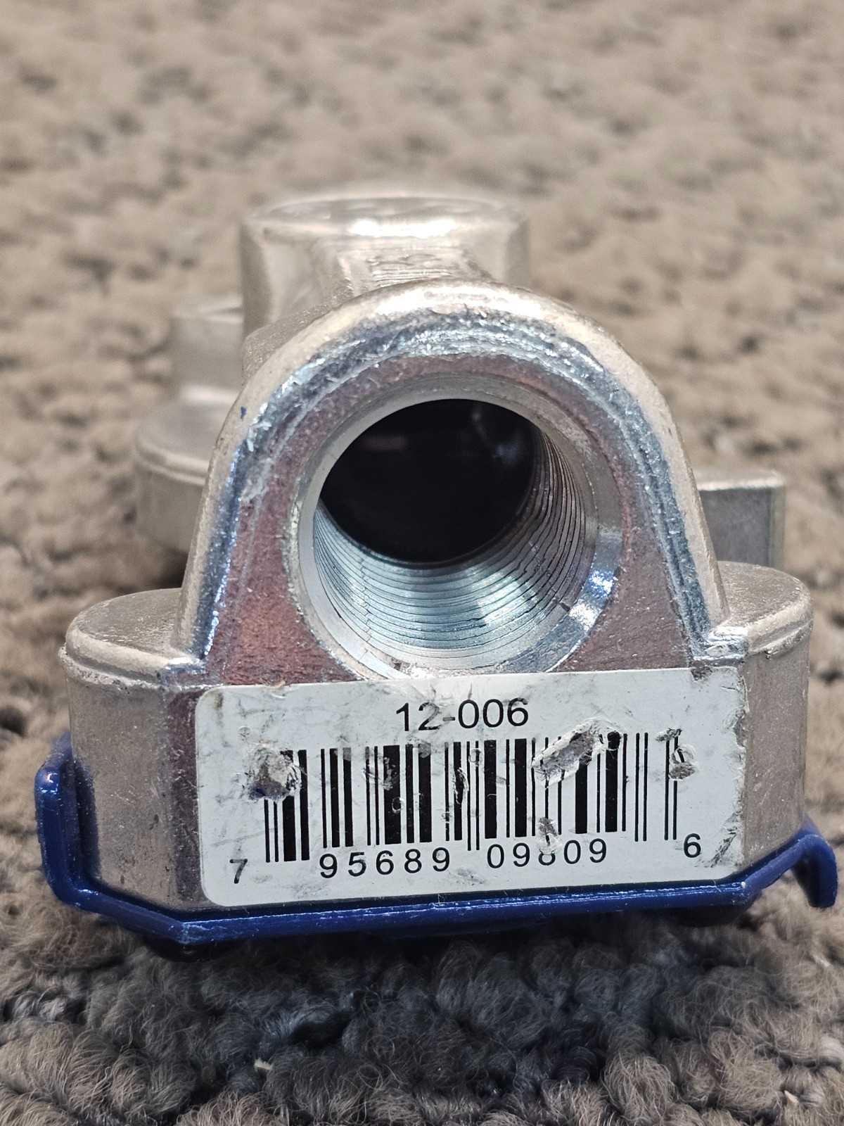 (QTY 2) Phillips 12-006: Gladhand Standard Service Mount 1/2 FPT Fem Pipe Thread