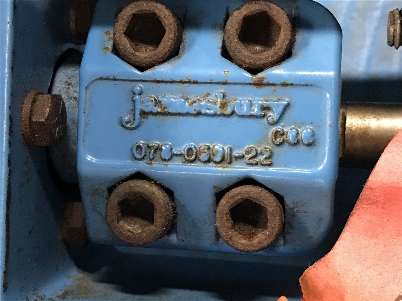 USED NELES-JAMESBURY 4-815L-11 2136TT 4″ BUTTERFLY VALVE & ROTO HAMMER (1C)