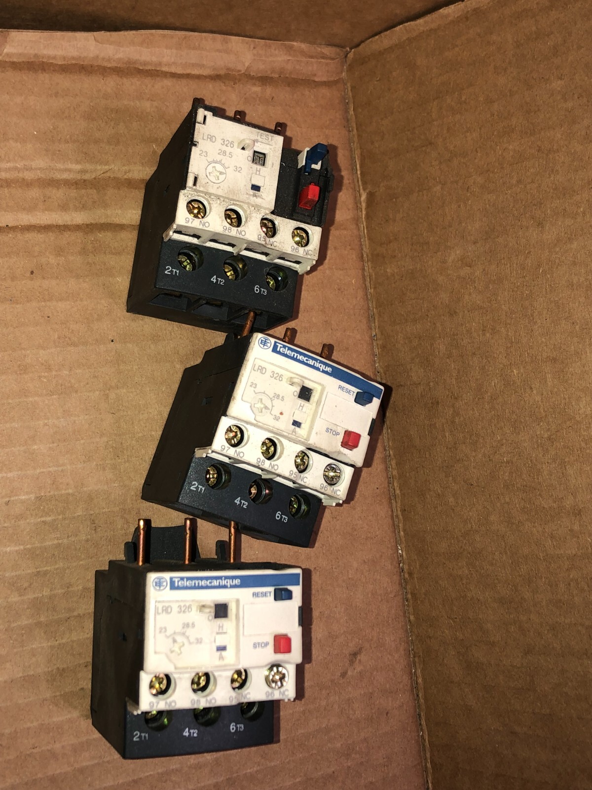 TELEMECANIQUE 23-32A 690V OVERLOAD RELAY LRD326 LOT OF 3x