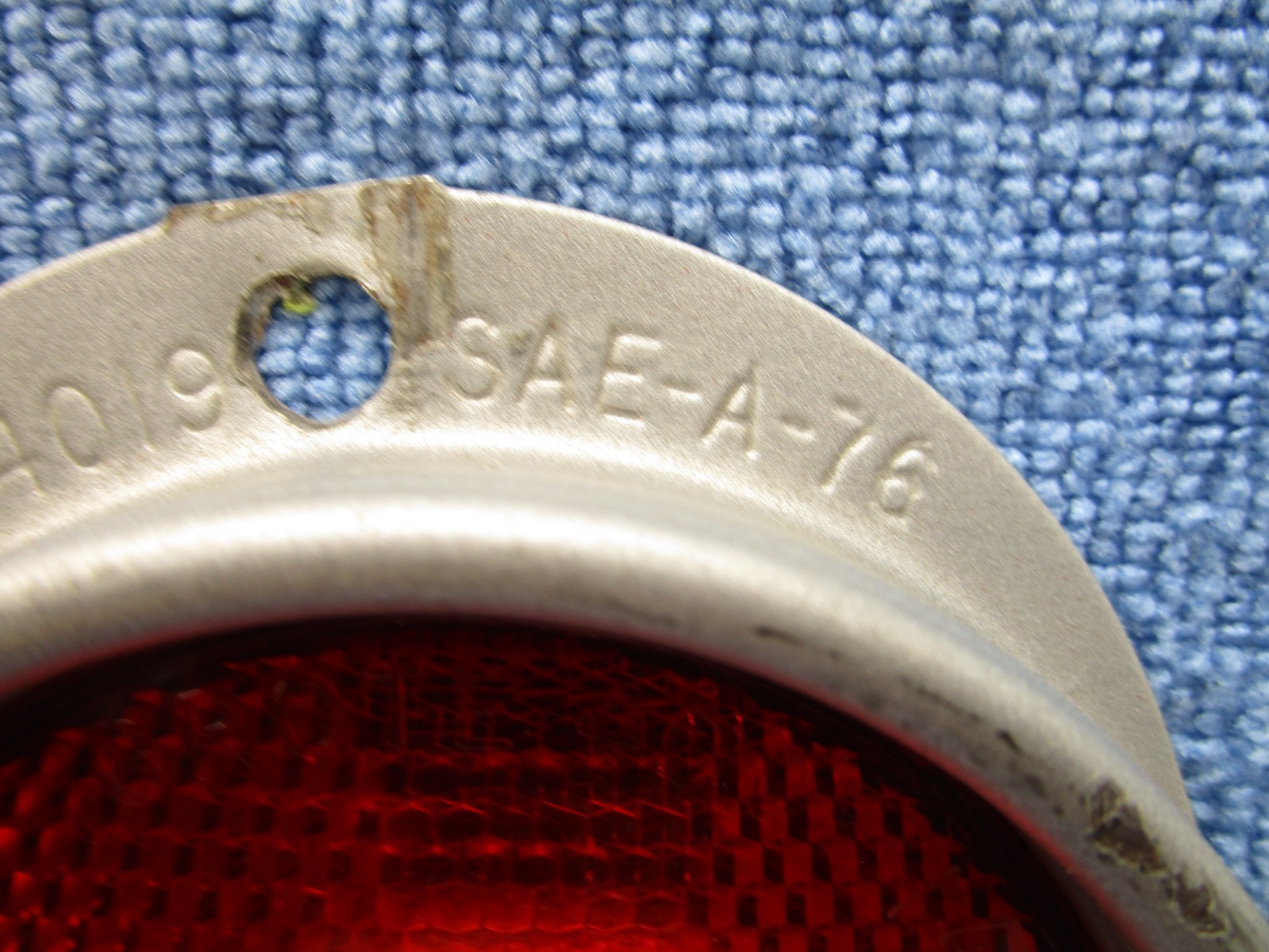 x2 Grote 4006 3″ Reflector with 4019 Bezel SAE-A-76 SAE-A-75